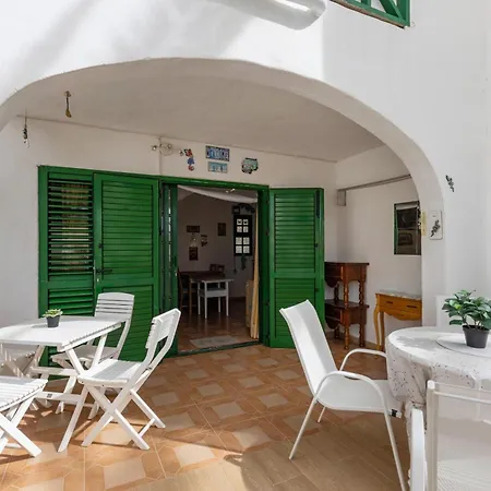 El Club De Arturo Costa Calma